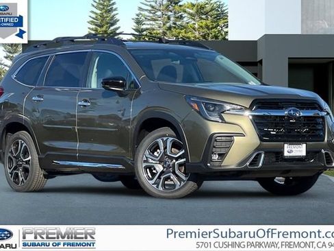 Used 2026 Subaru Ascent Touring AWD/4WD image 1