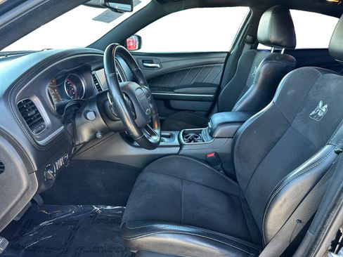 Used 2022 Dodge Charger Scat Pack w/ Plus Group RWD image 9