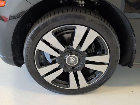 Used 2021 Rolls-Royce Cullinan AWD/4WD image 10