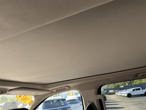 Used 2024 Ford Expedition Max XLT image 14