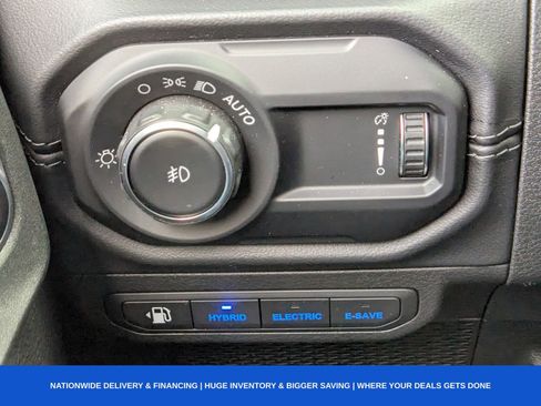 Used 2024 Jeep Wrangler Unlimited Sahara w/ Technology Group image 41