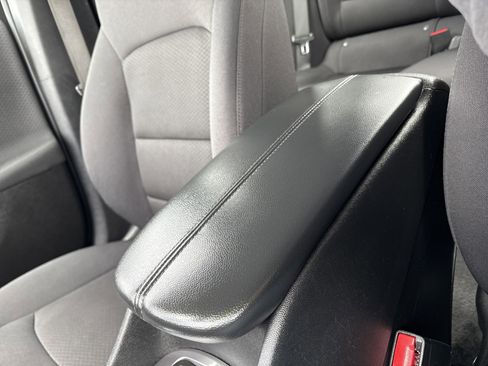 Used 2023 Chevrolet Malibu LT image 28