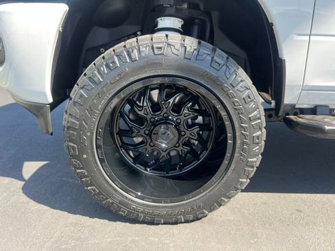 Used 2025 RAM 2500 Big Horn AWD/4WD image 68