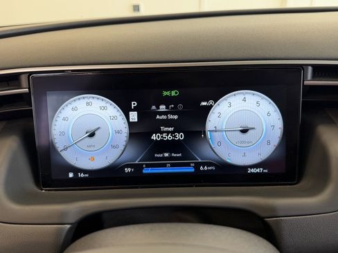 Used 2023 Hyundai Tucson Limited w/ Cargo Package image 16