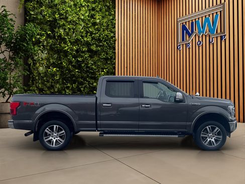 Used 2018 Ford F150 Lariat w/ Equipment Group 502A Luxury image 26