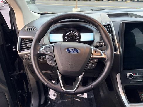 Used 2023 Ford Edge SEL image 10
