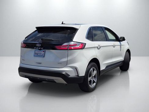 Used 2023 Ford Edge SEL w/ Convenience Package AWD/4WD image 4