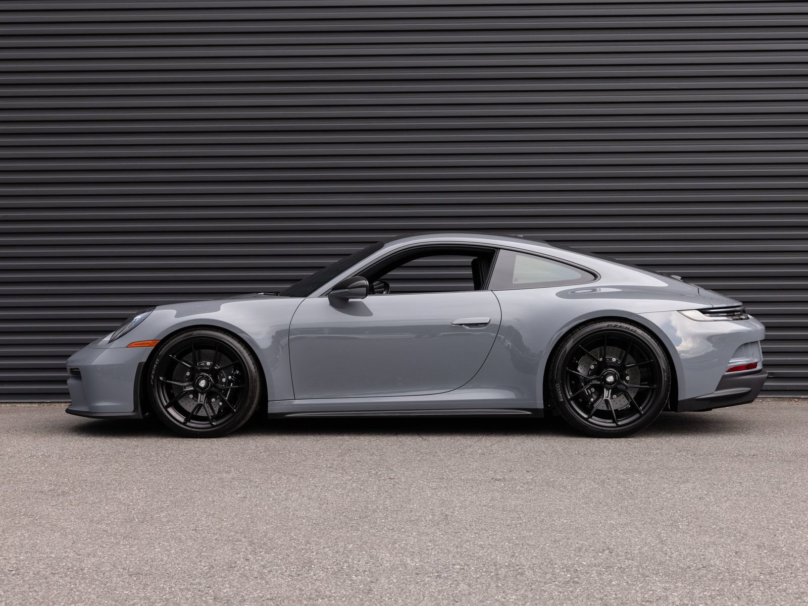 Certified 2024 Porsche 911 GT3 RWD image 2