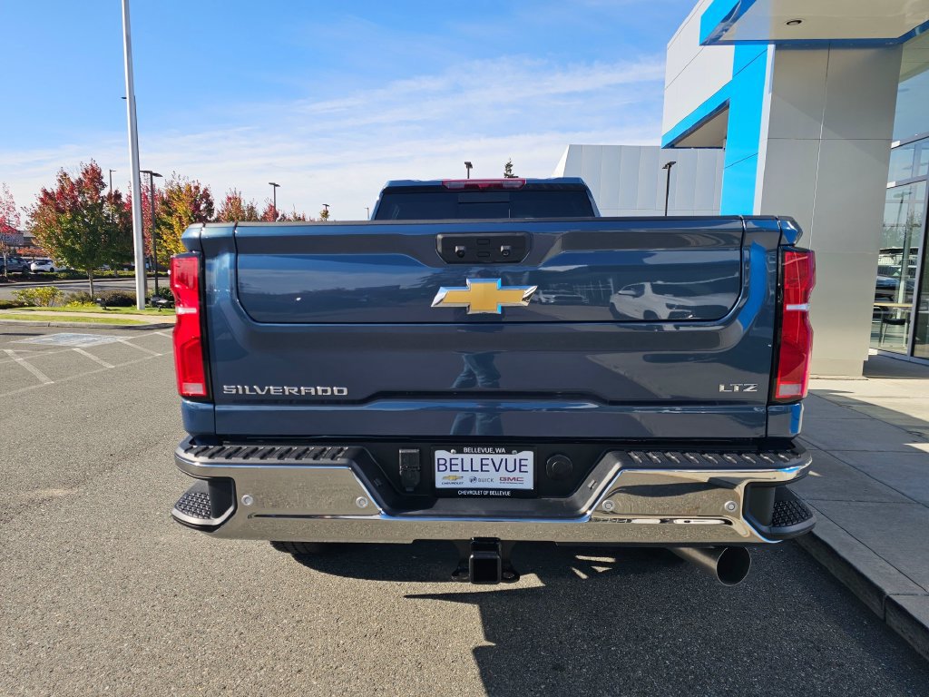 New 2026 Chevrolet Silverado 3500 LTZ w/ LTZ Plus Package AWD/4WD image 6