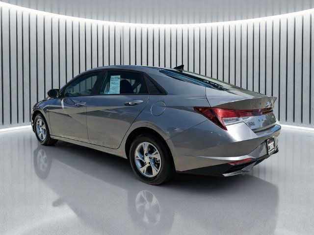 Used 2023 Hyundai Elantra SE FWD image 6