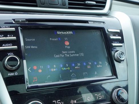 Used 2018 Nissan Murano SL w/ Moonroof Package AWD/4WD image 18