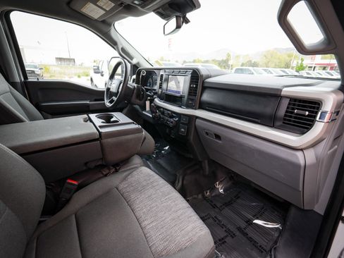 Used 2023 Ford F350 XLT w/ 360-Degree Camera Package AWD/4WD image 22