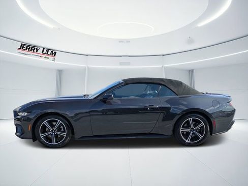 Used 2024 Ford Mustang Premium RWD image 11