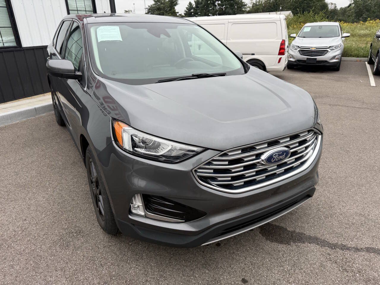 Used 2021 Ford Edge SEL w/ Convenience Package AWD/4WD image 4