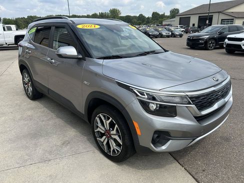 Used 2021 Kia Seltos S AWD/4WD image 3