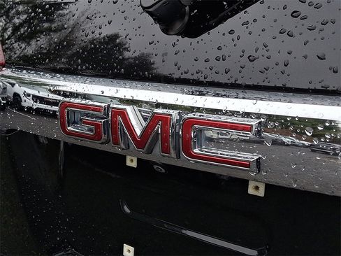 Certified 2020 GMC Acadia SLT image 33