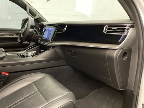 Used 2022 Jeep Wagoneer Series III image 26
