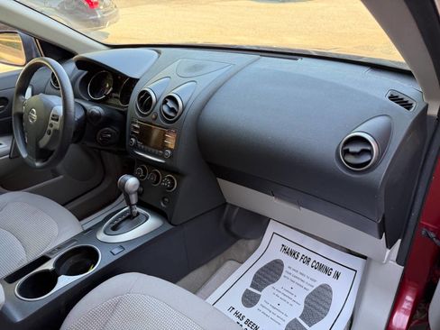 Used 2012 Nissan Rogue SV FWD image 19