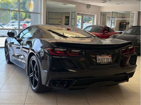 Used 2025 Chevrolet Corvette Stingray Preferred Cpe w/ 2LT RWD image 7