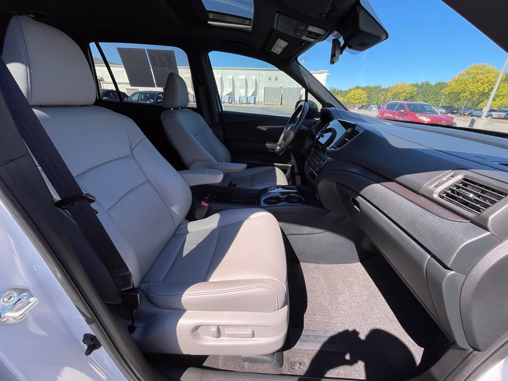 Certified 2023 Honda Passport EX-L image 32