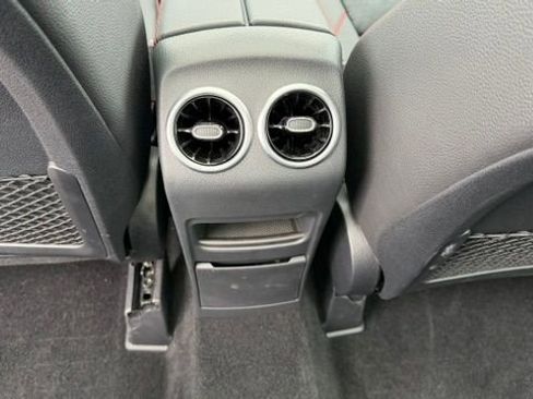 Used 2024 Mercedes-Benz GLB 35 AMG 4MATIC image 20