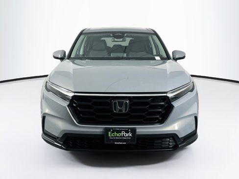 Used 2025 Honda CR-V LX image 2