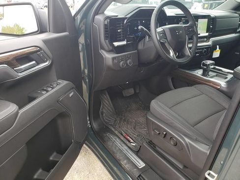 New 2026 Chevrolet Silverado 1500 LT Trail Boss w/ Convenience Package II AWD/4WD image 11