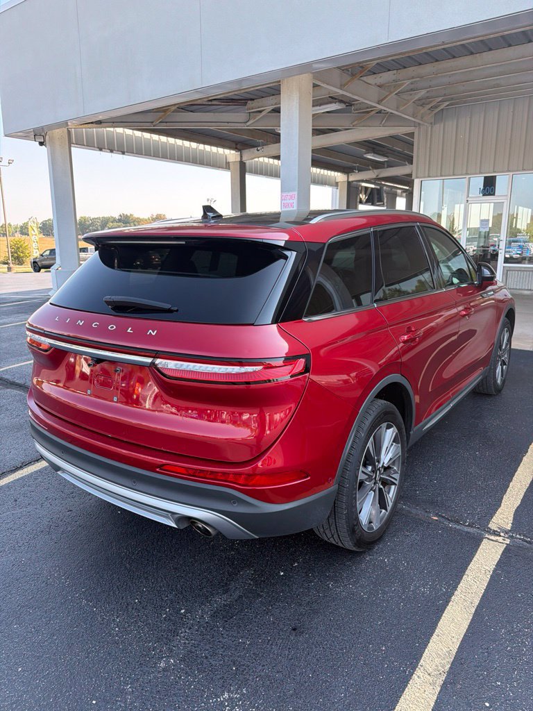 Used 2020 Lincoln Corsair Reserve w/ Equipment Group 201A FWD image 4