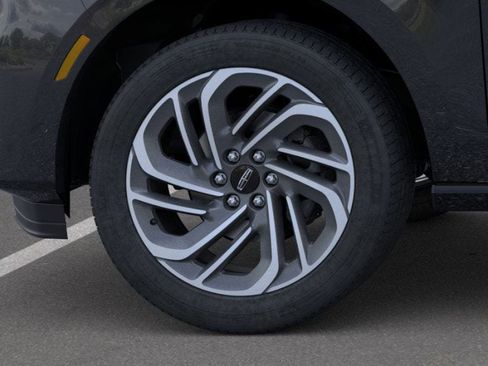 New 2025 Lincoln Navigator Reserve image 19