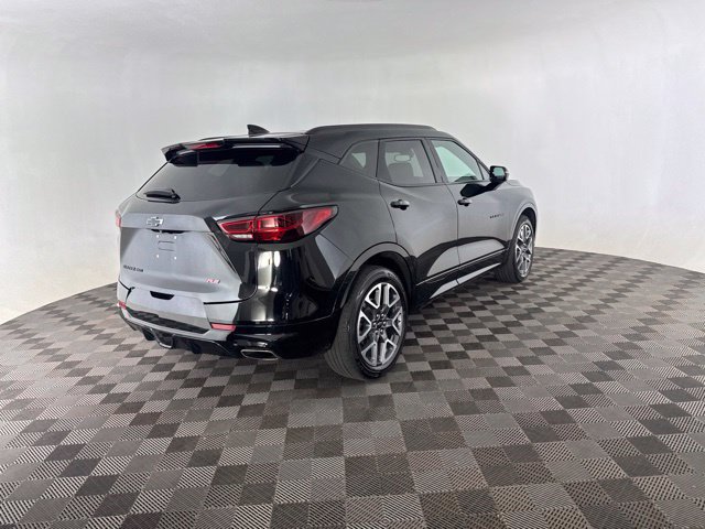 Used 2023 Chevrolet Blazer RS w/ Enhanced Convenience Package AWD/4WD image 5
