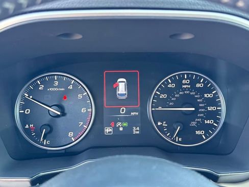 New 2025 Subaru Outback Limited image 19