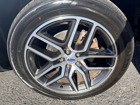 Used 2018 Ford Explorer Sport image 45