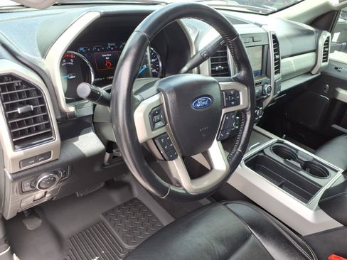 Used 2021 Ford F250 Lariat w/ Lariat Value Package AWD/4WD image 21