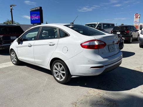 Used 2019 Ford Fiesta SE w/ Equipment Group 201A FWD image 5