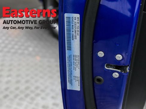 Used 2022 Dodge Challenger R/T Scat Pack w/ Scat Pack Stripe image 35