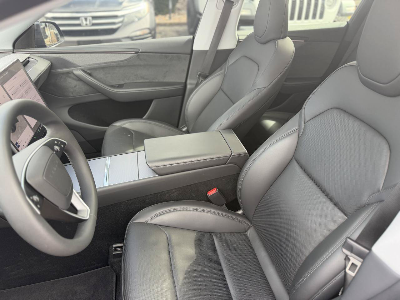 Used 2026 Tesla Model Y Long Range AWD/4WD image 7