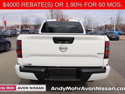 New 2025 Nissan Frontier SV image 4