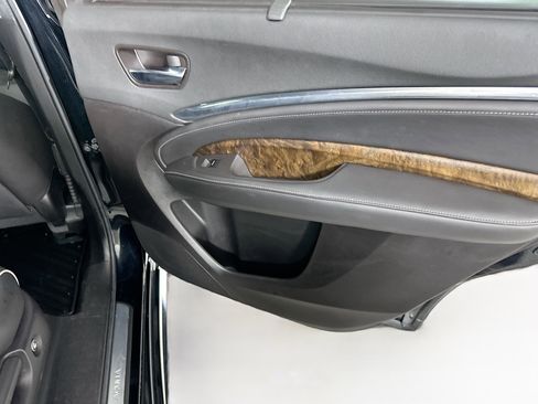 Used 2019 Acura MDX SH-AWD w/ Advance Package image 29
