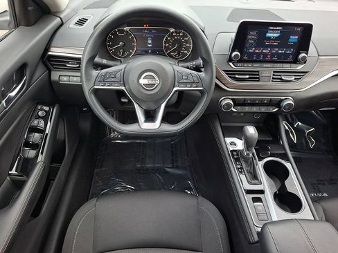 Certified 2023 Nissan Altima 2.5 SV AWD/4WD image 13