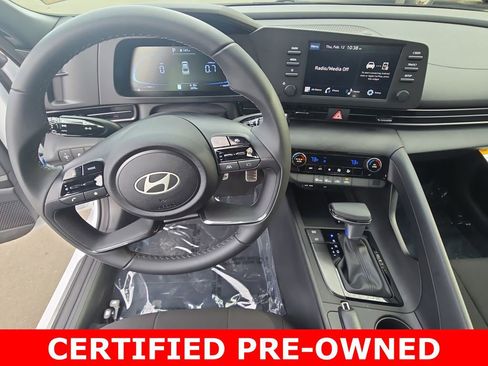 Certified 2025 Hyundai Elantra Sport image 16