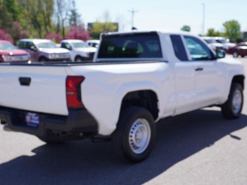 Used 2024 Toyota Tacoma SR RWD image 5