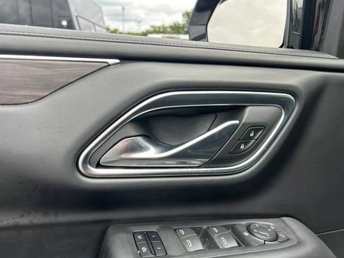 Used 2023 Chevrolet Tahoe LT AWD/4WD image 12