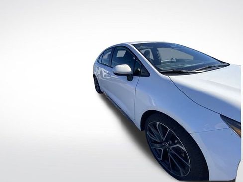 Used 2022 Toyota Corolla SE image 13