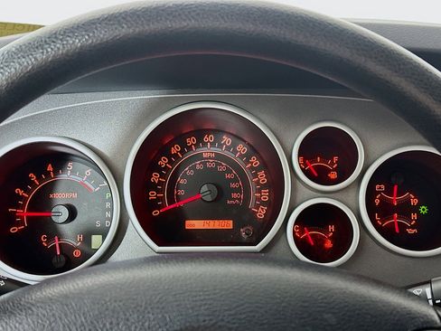 Used 2010 Toyota Tundra 4x4 Double Cab image 12