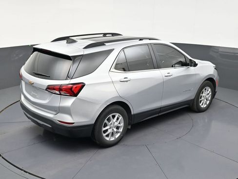 Used 2022 Chevrolet Equinox LT FWD image 17