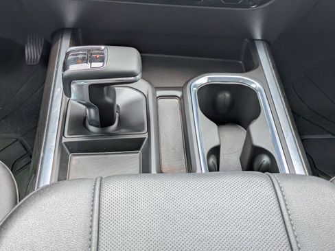 Used 2025 Chevrolet Silverado 1500 LTZ w/ LTZ Premium Package AWD/4WD image 18