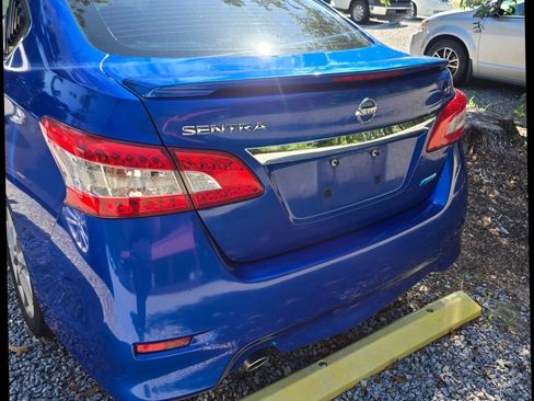 Used 2013 Nissan Sentra SR FWD image 15