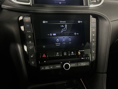 Used 2024 INFINITI QX50 Sport image 19