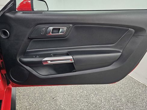 Used 2021 Ford Mustang GT RWD image 17