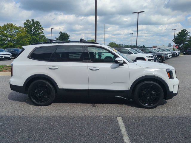 Used 2024 Kia Telluride SX X-Line AWD/4WD image 3